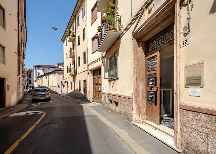 San Michele Modern Apartment - Con Balcone!