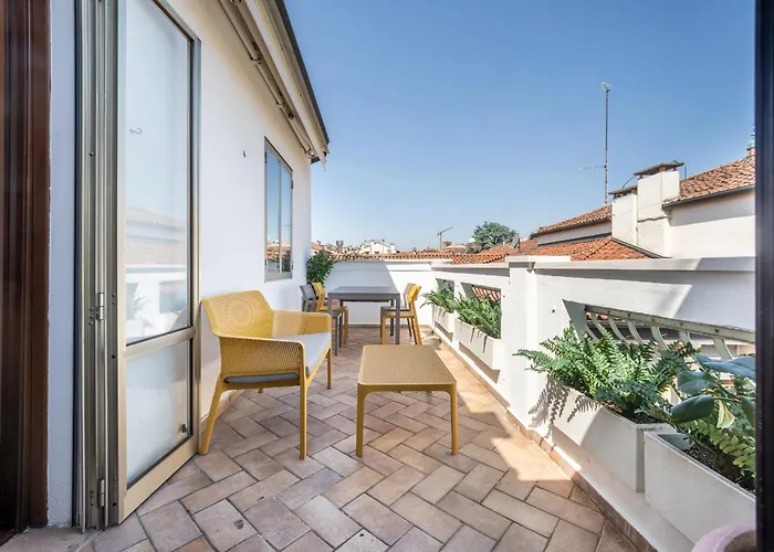 San Michele Modern Apartment - Con Balcone!